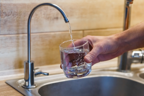 Benefits of a Charcoal Water Filter | Aqua Science